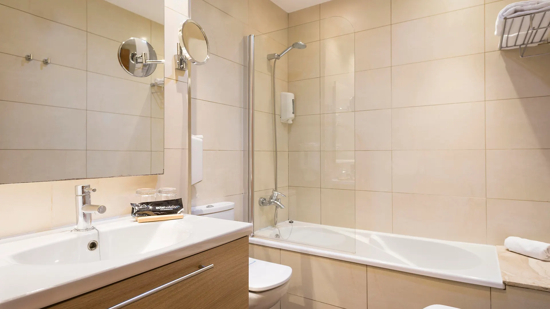 ***  Hotel Acta Azul Barcelona Spanien